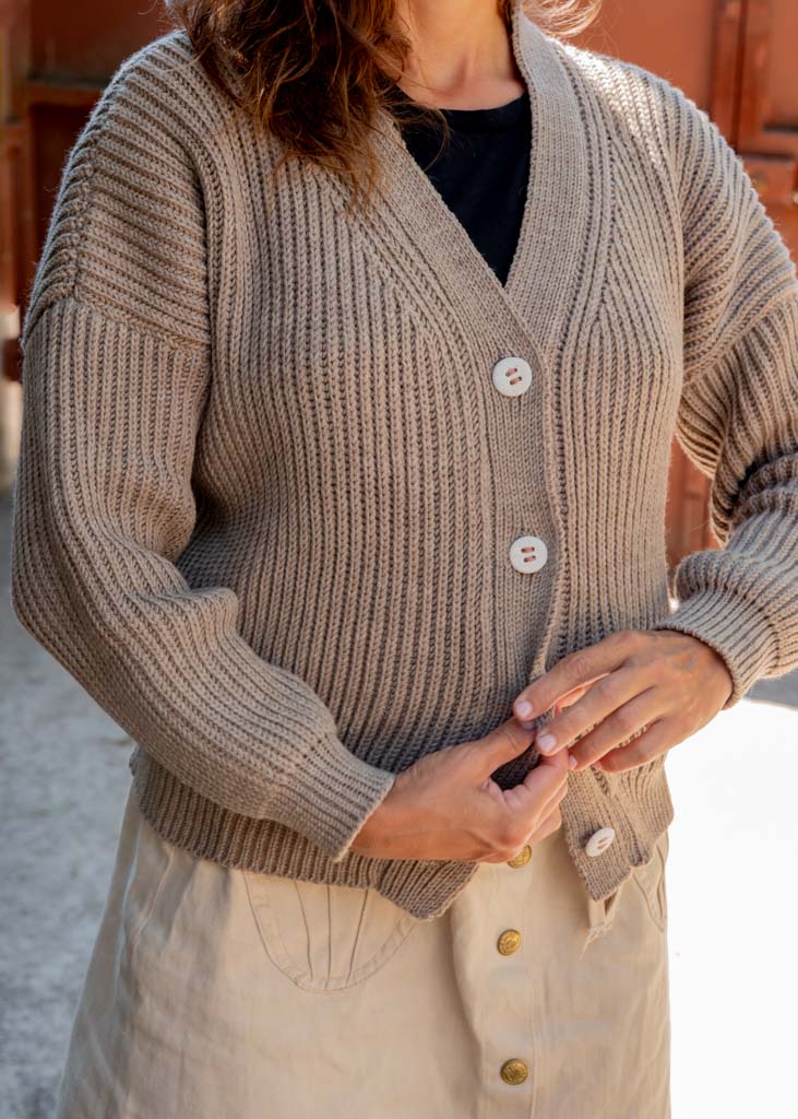 Women's cardigan
